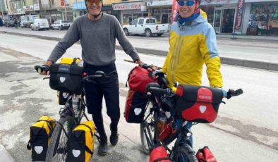 İsviçreli Bisikletçi Çift Türkiye’ye Geldi