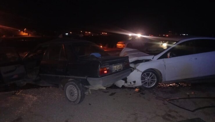 Konya’da Araba Çarpışması: 2 Kişi Yaralandı