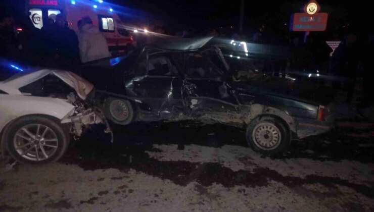 Konya’da trafik kazası: 2 kişi yaralandı