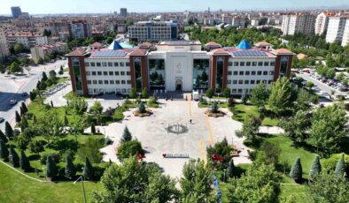 Konya Selçuklu Türkiye’nin En Büyük İlçeleri Ortasında