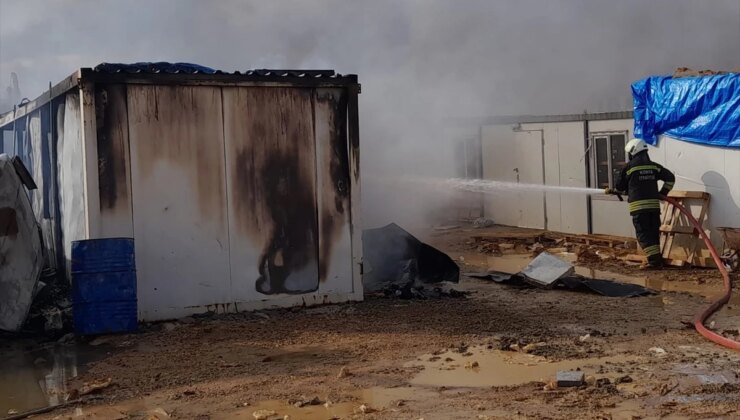 Konya’da inşaat konteynerinde çıkan yangın söndürüldü